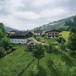 Haus Wolfbachgut Casa vacanze Taxenbach